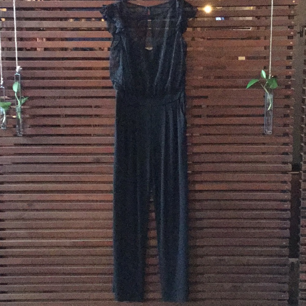 Julia Jordan lack romper